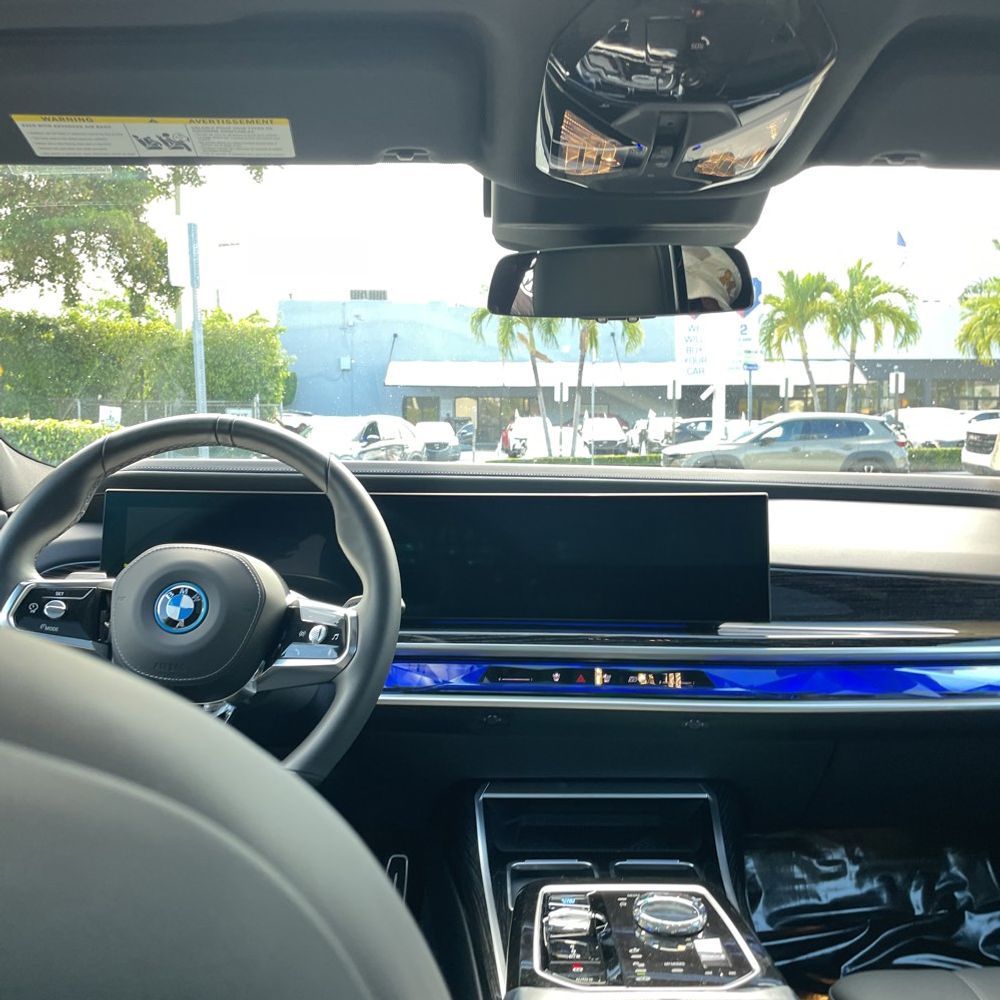 2024 BMW i7 eDrive50