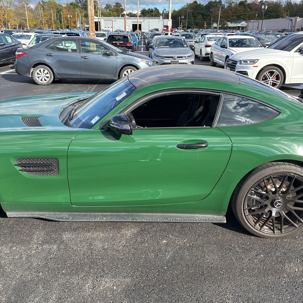 2017 Mercedes-Benz AMG GT Base