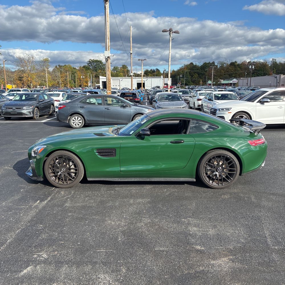 2017 Mercedes-Benz AMG GT Base