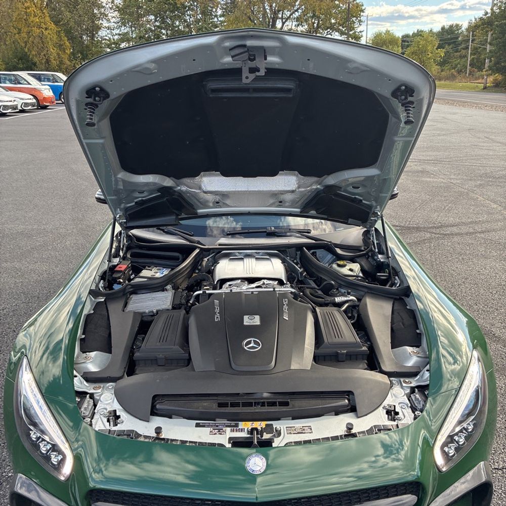 2017 Mercedes-Benz AMG GT Base