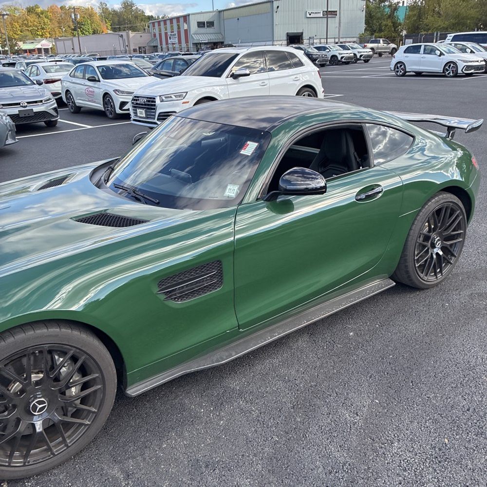 2017 Mercedes-Benz AMG GT Base