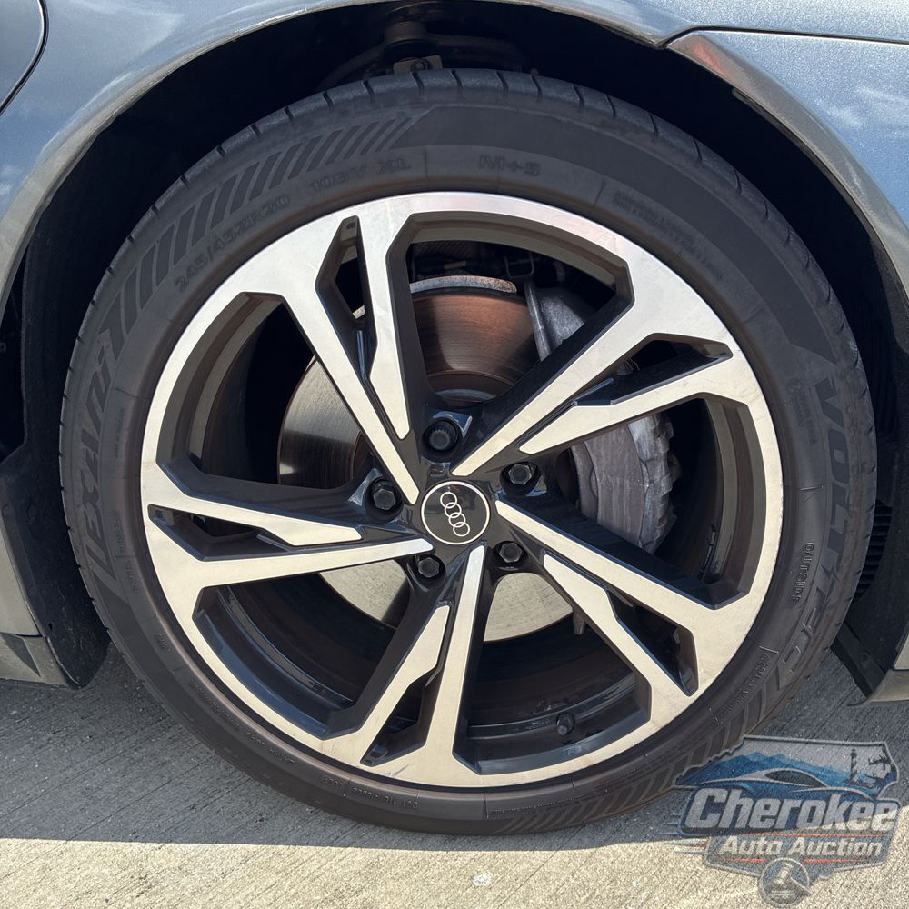 2023 Audi e-tron GT Premium Plus