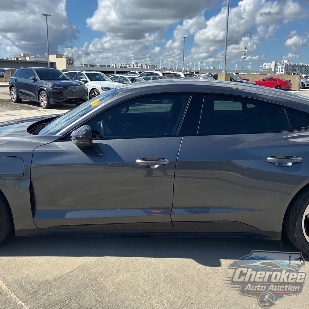 2023 Audi e-tron GT Premium Plus
