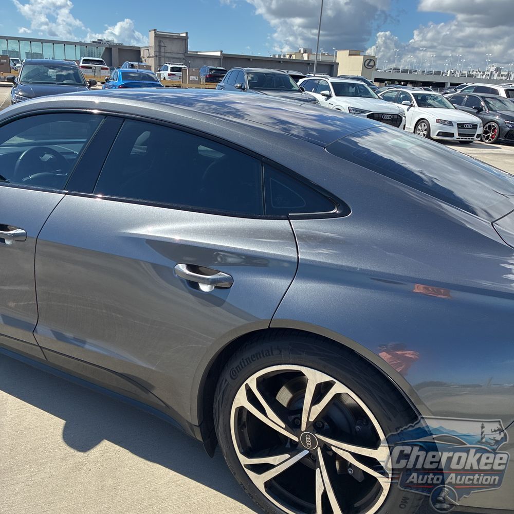 2023 Audi e-tron GT Premium Plus