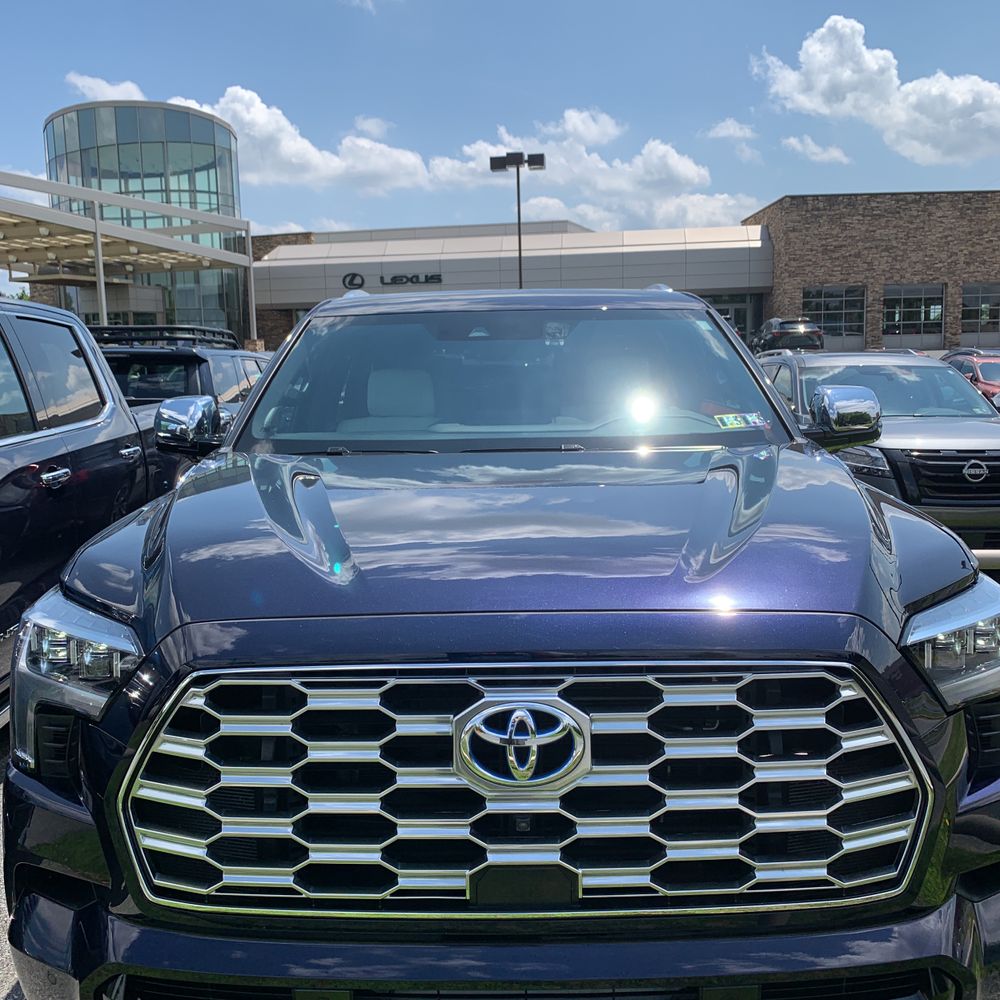 2023 Toyota Sequoia Capstone