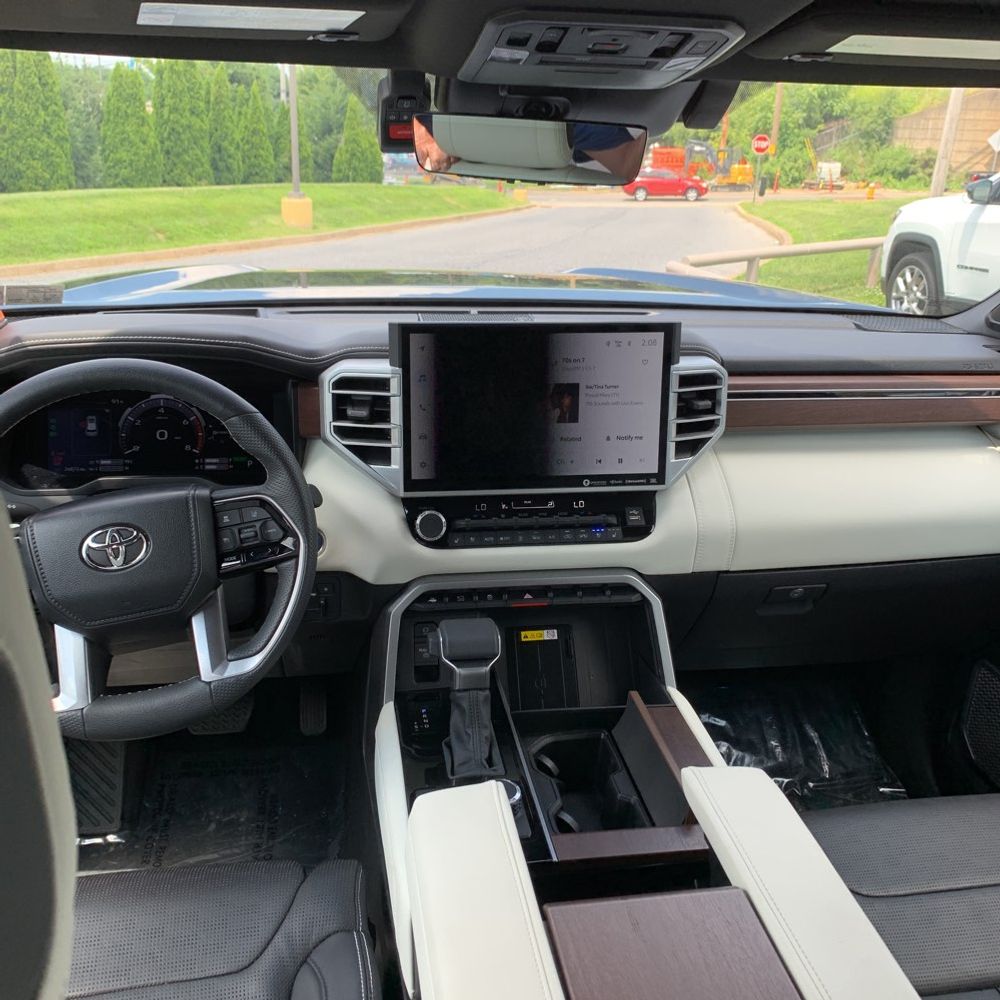 2023 Toyota Sequoia Capstone