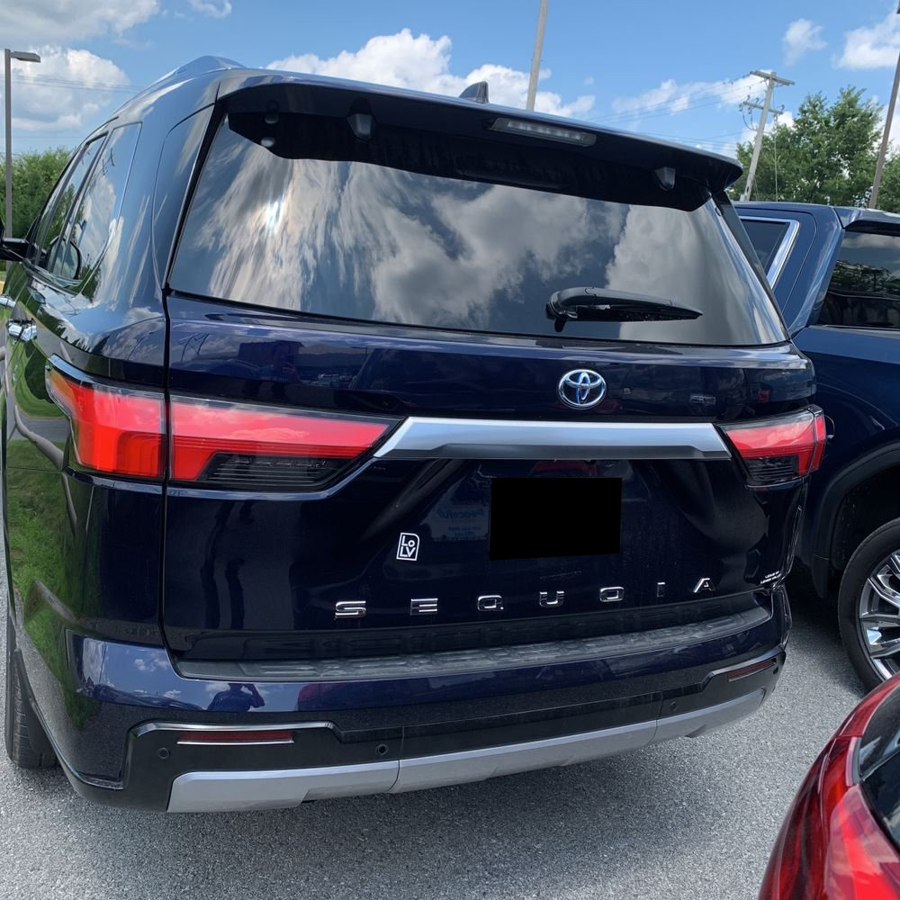 2023 Toyota Sequoia Capstone