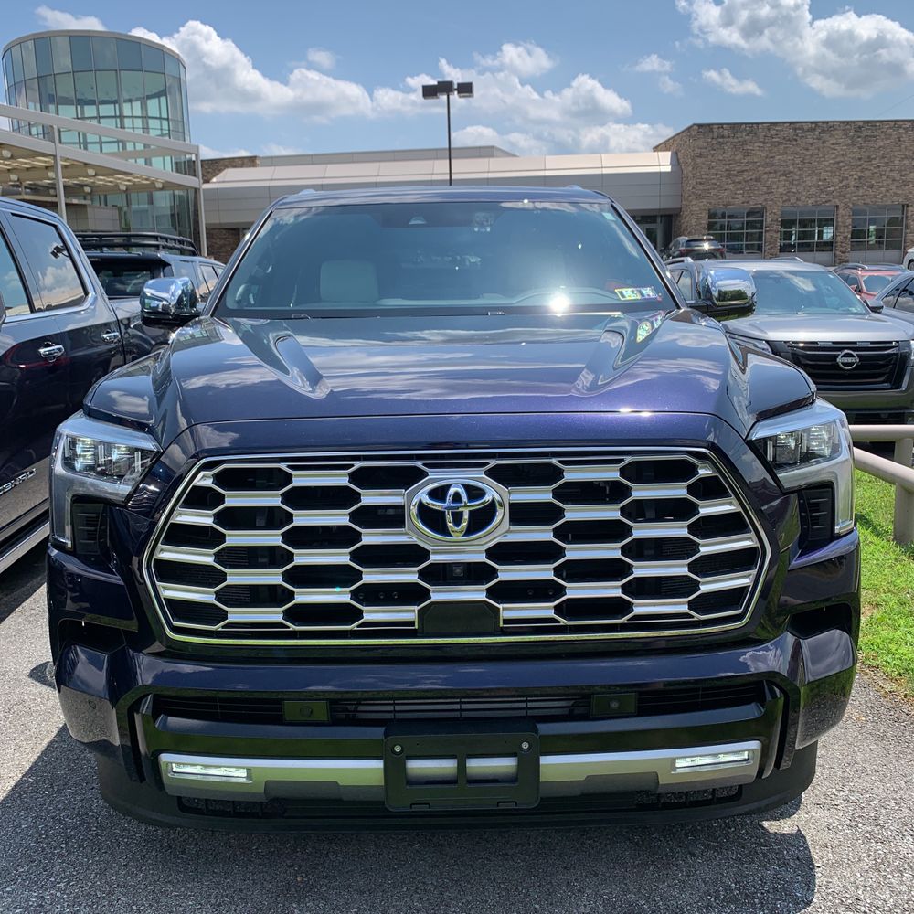 2023 Toyota Sequoia Capstone