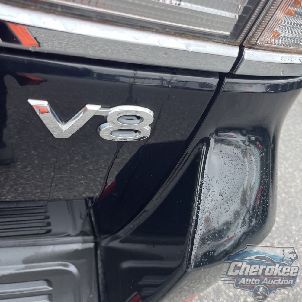 2017 Toyota Land Cruiser Base