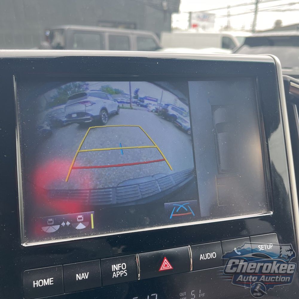 2017 Toyota Land Cruiser Base