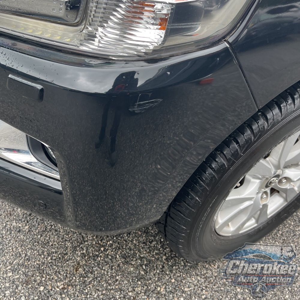 2017 Toyota Land Cruiser Base