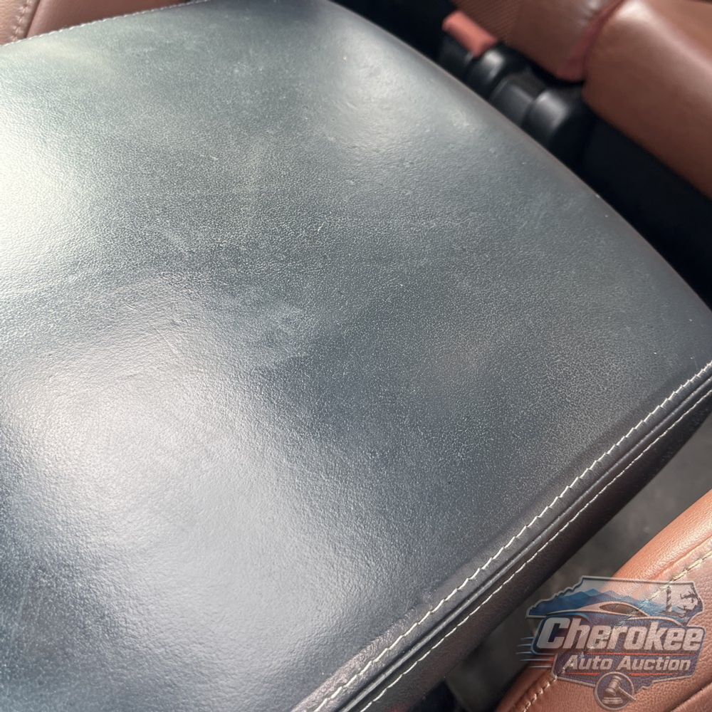 2017 Toyota Land Cruiser Base