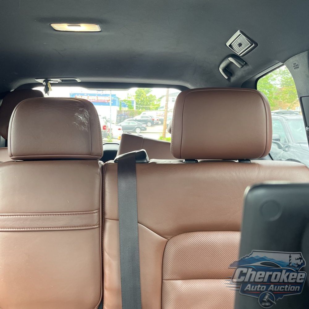 2017 Toyota Land Cruiser Base