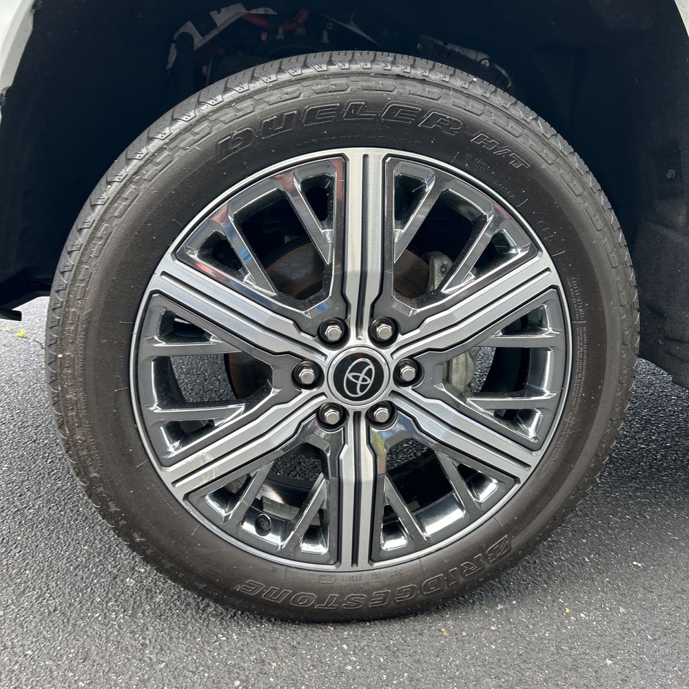 2024 Toyota Tundra Capstone HV
