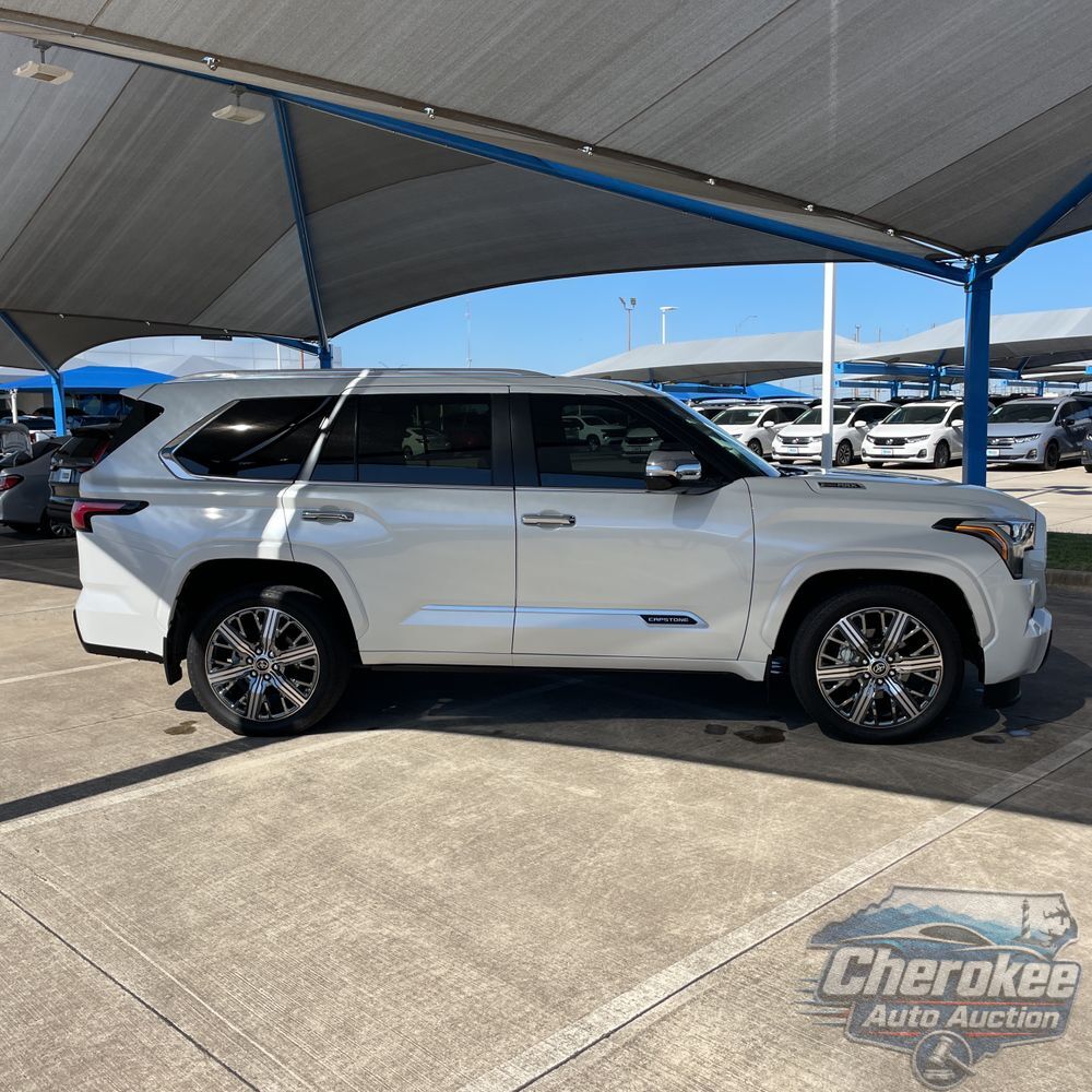 2024 Toyota Sequoia Capstone