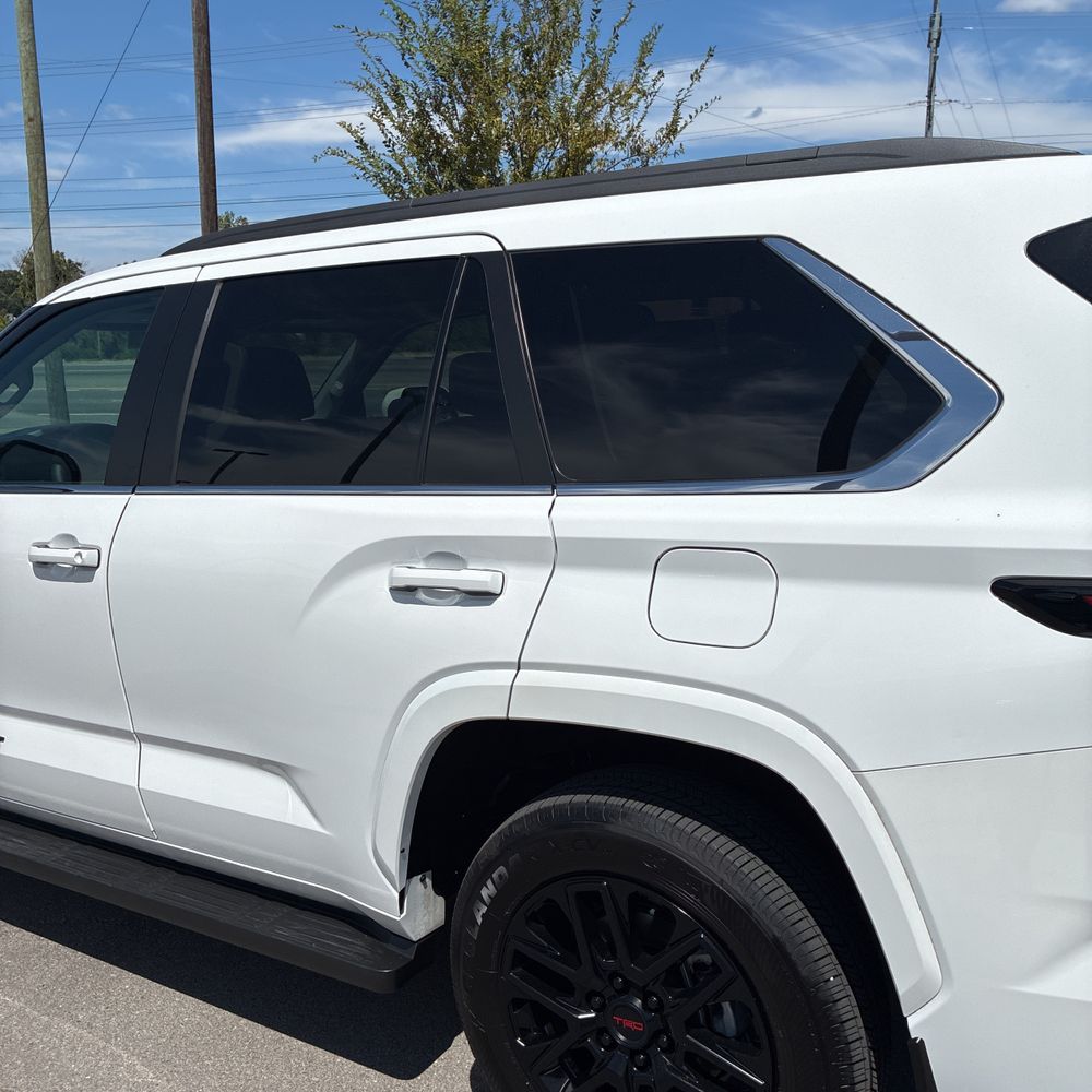 2024 Toyota Sequoia SR5