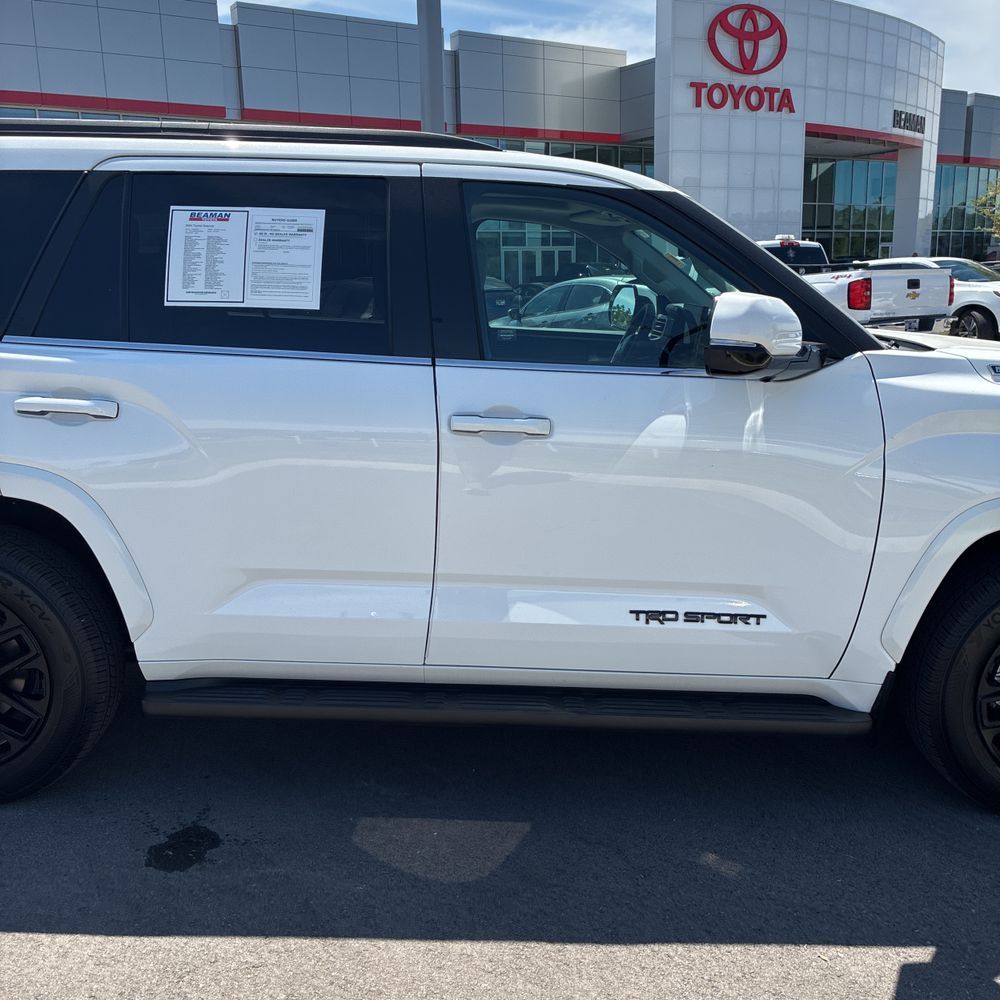 2024 Toyota Sequoia SR5