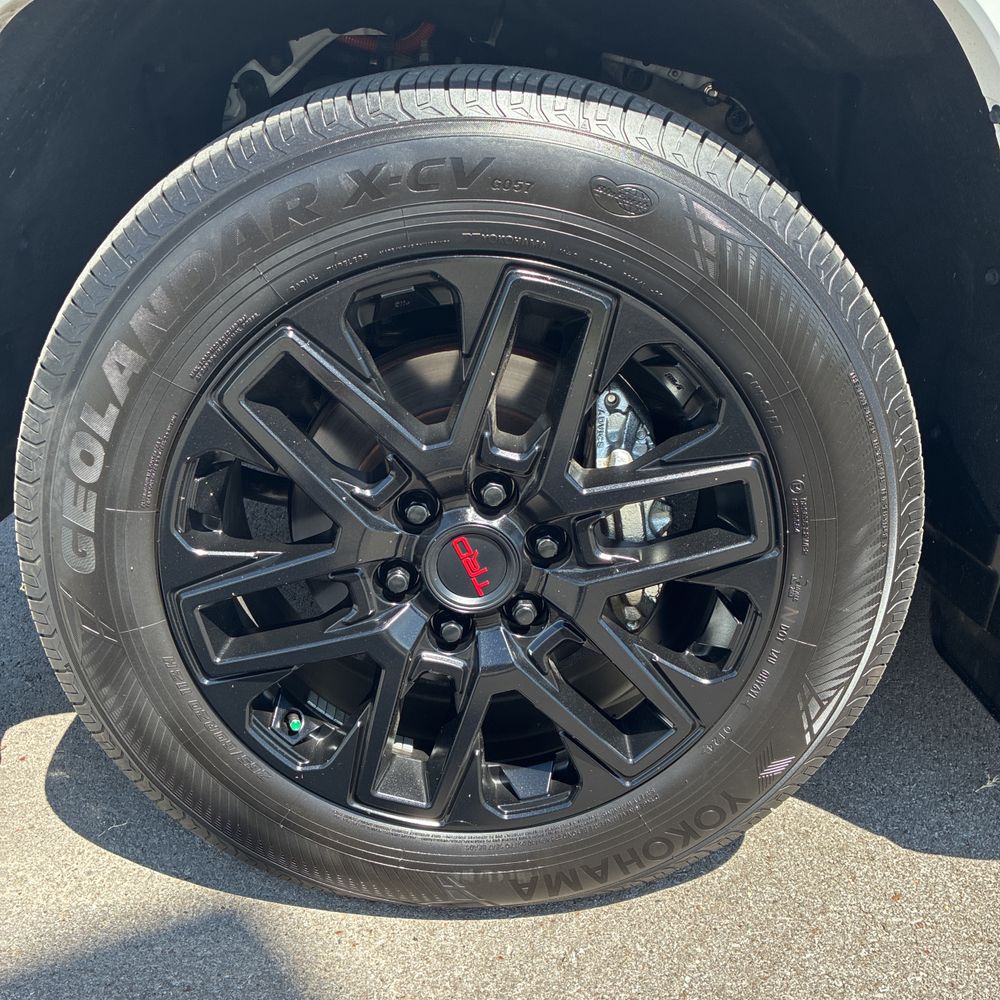 2024 Toyota Sequoia SR5