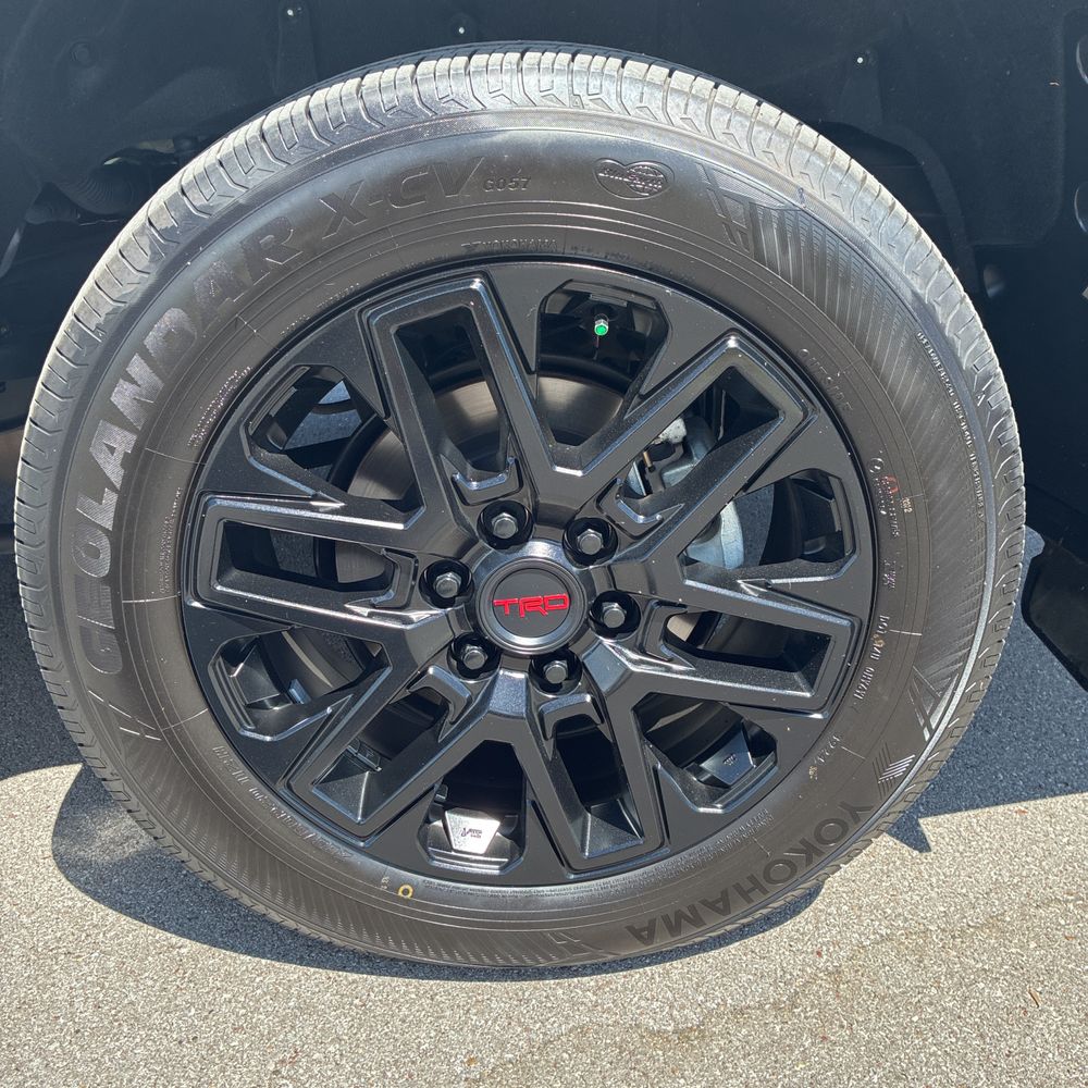 2024 Toyota Sequoia SR5