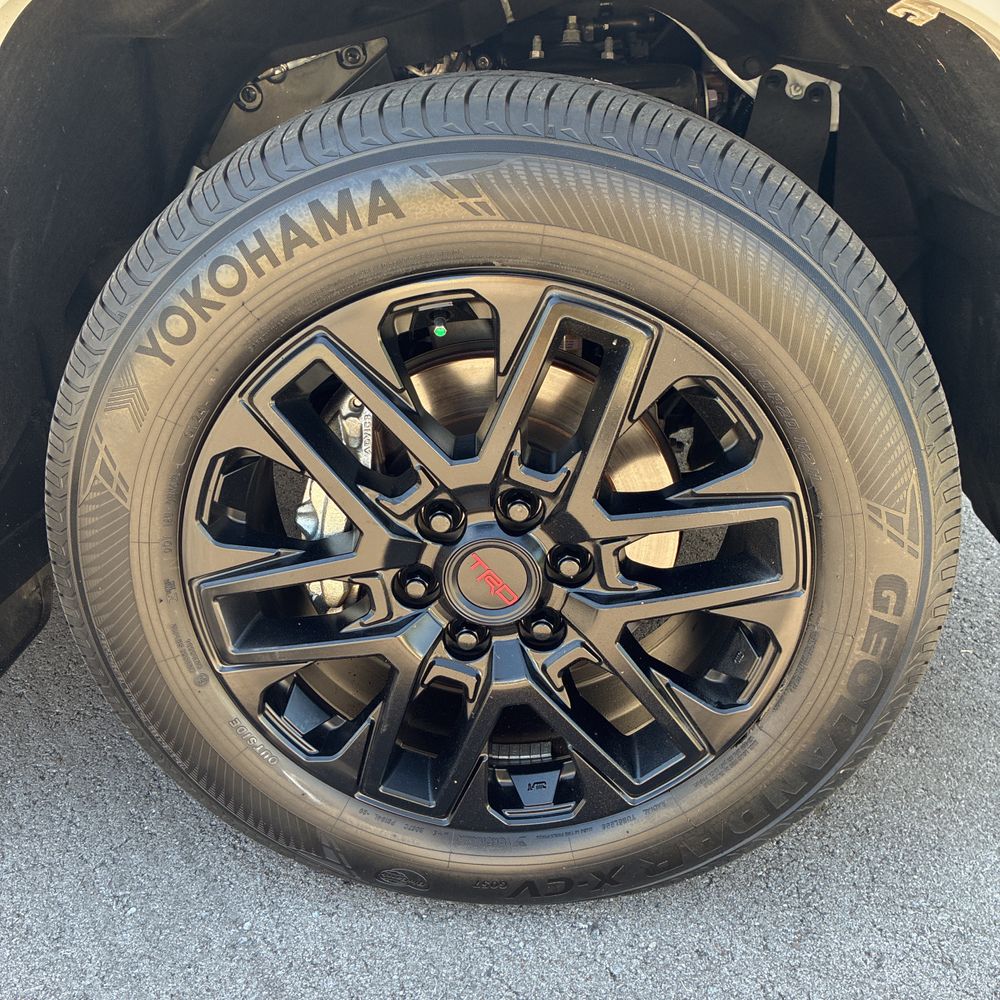 2024 Toyota Sequoia SR5
