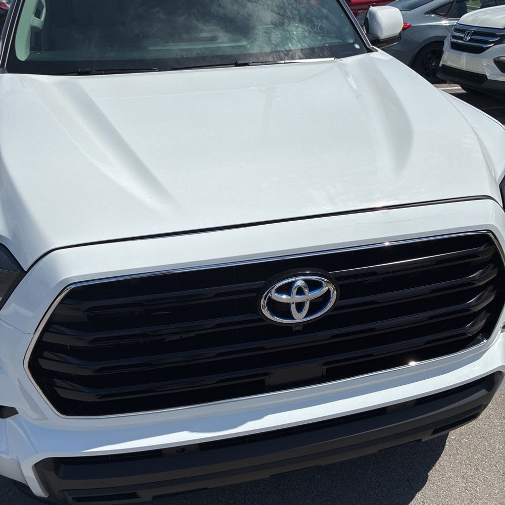 2024 Toyota Sequoia SR5
