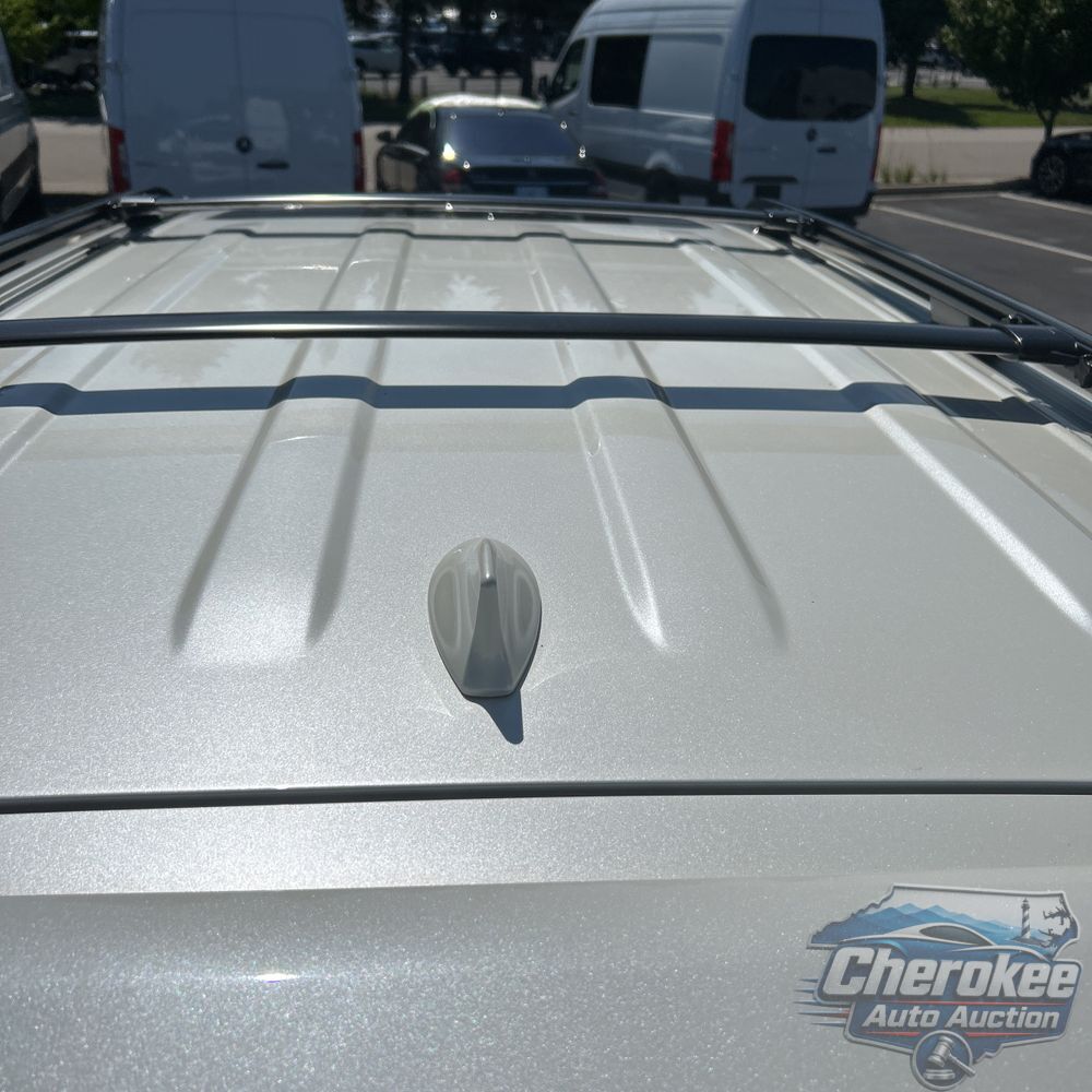 2019 Toyota Land Cruiser Base