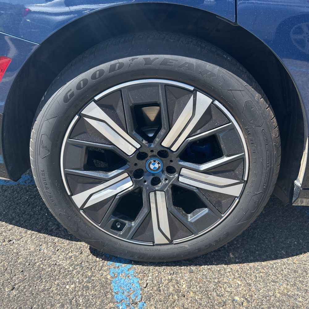 2024 BMW iX xDrive50