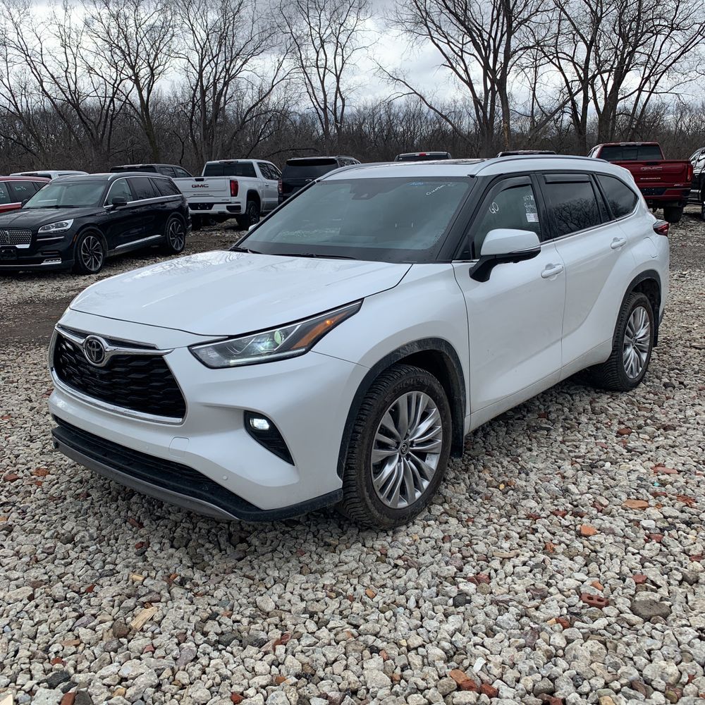 2024 Toyota Highlander Platinum