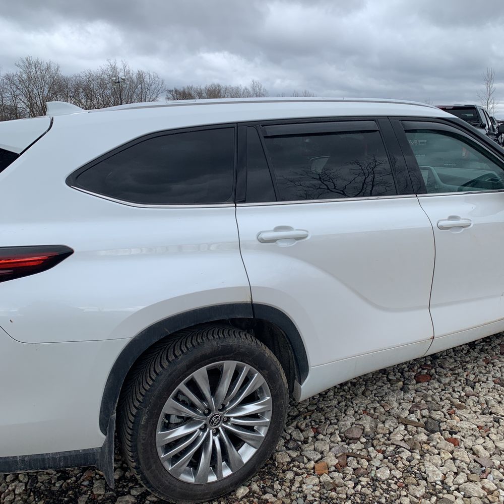 2024 Toyota Highlander Platinum