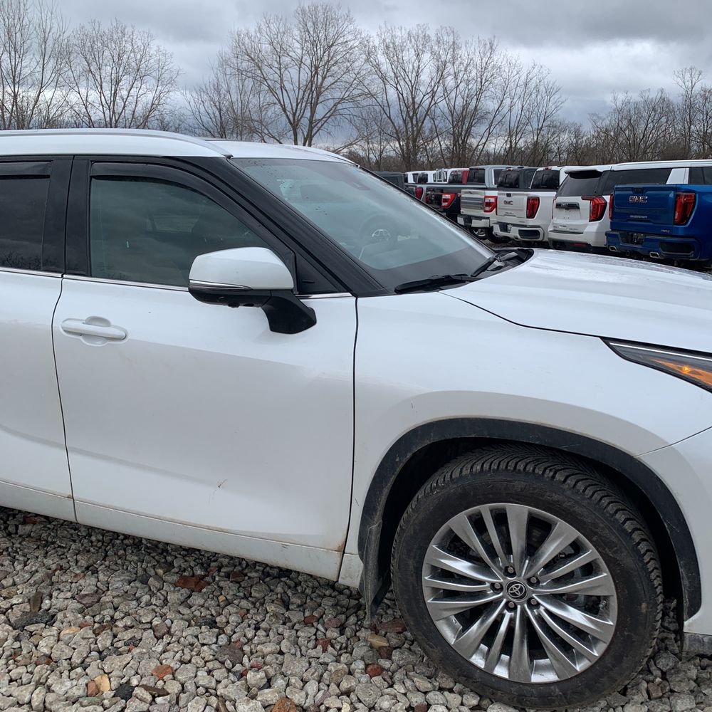 2024 Toyota Highlander Platinum
