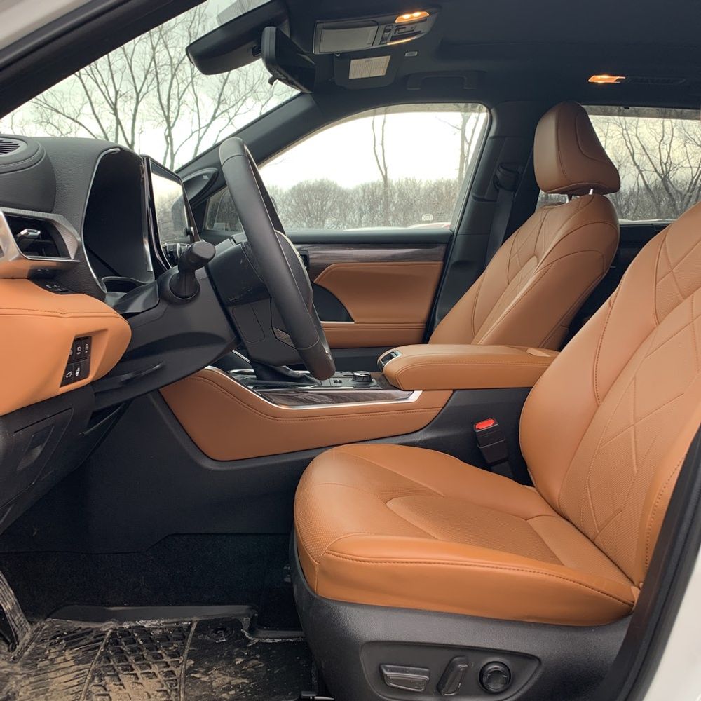 2024 Toyota Highlander Platinum