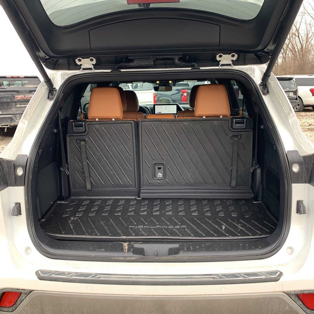 2024 Toyota Highlander Platinum