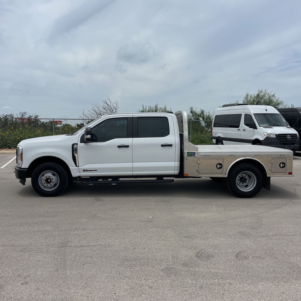 2024 Ford F-350 Super Duty XL