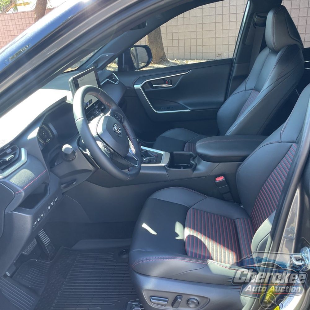 2025 Toyota RAV4 Plug-in Hybrid XSE