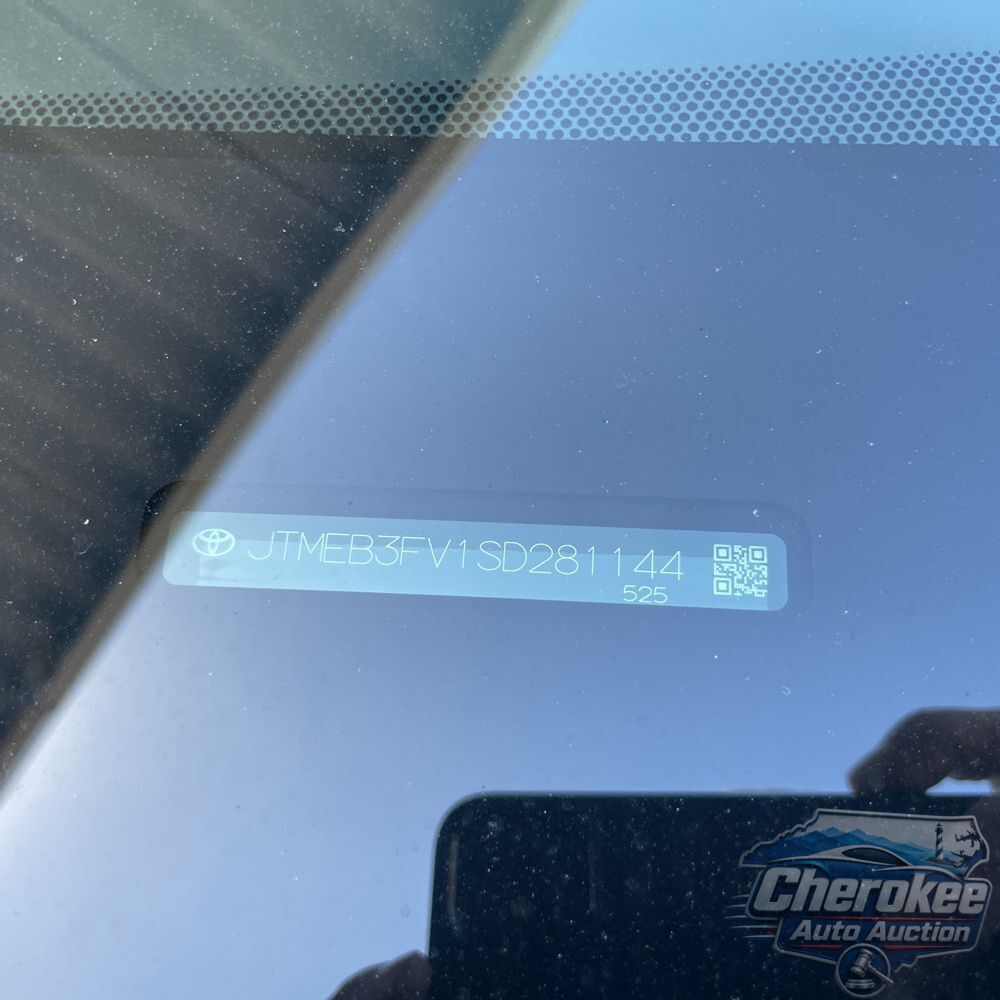 2025 Toyota RAV4 Plug-in Hybrid XSE