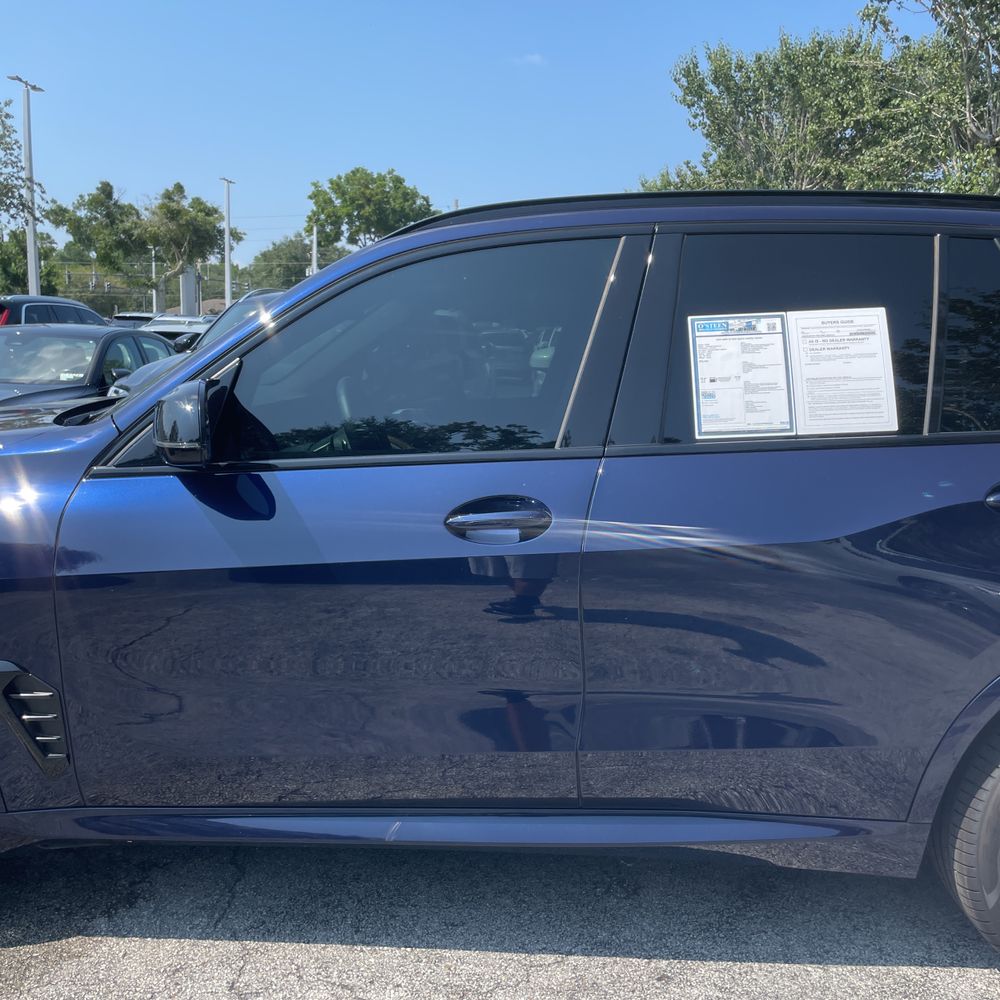 2024 BMW X5 M60i
