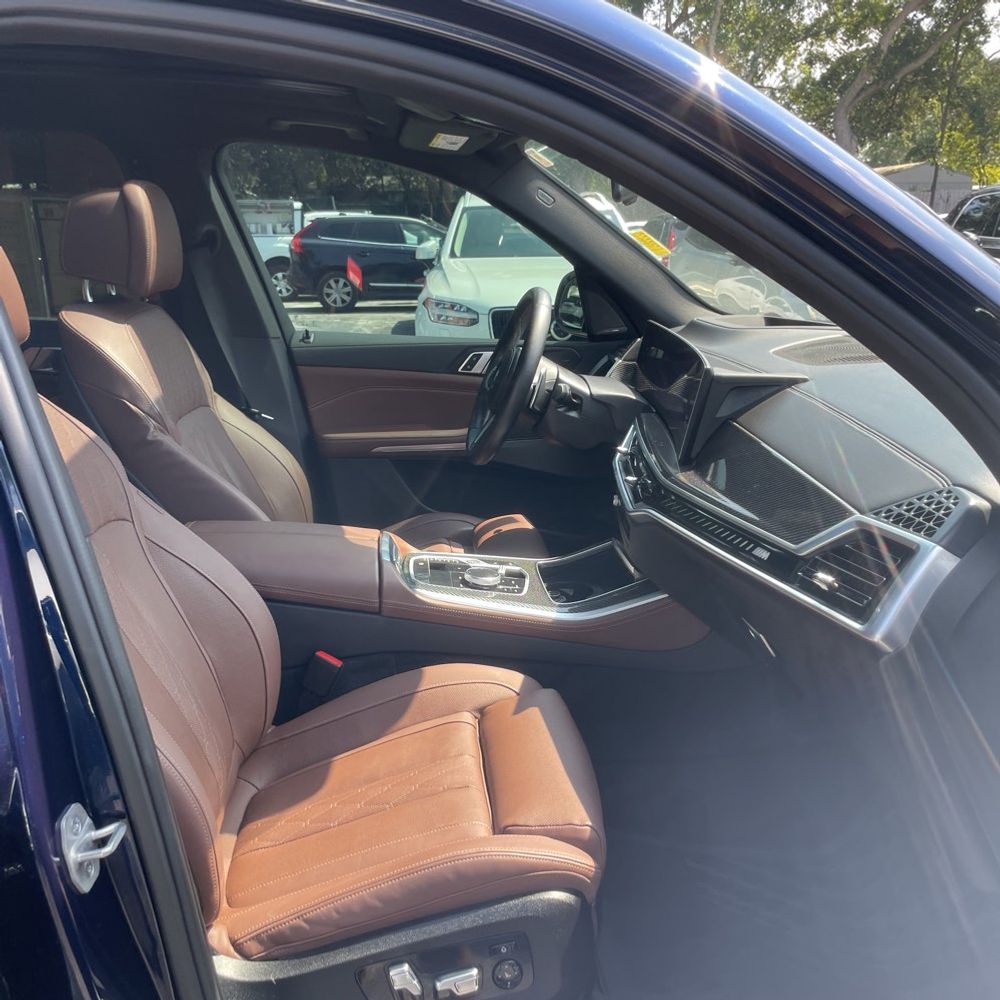 2024 BMW X5 M60i