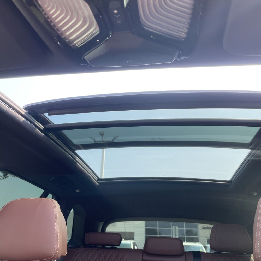 2024 BMW X5 M60i