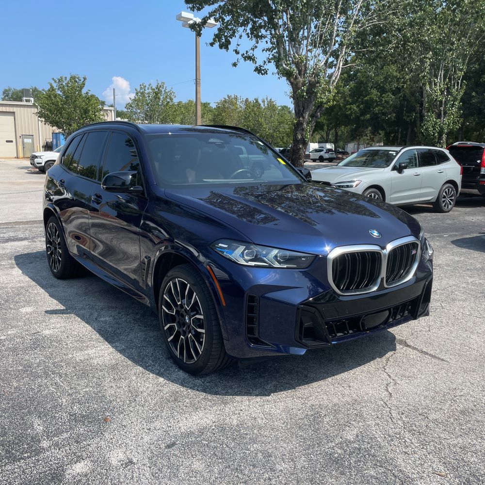 2024 BMW X5 M60i
