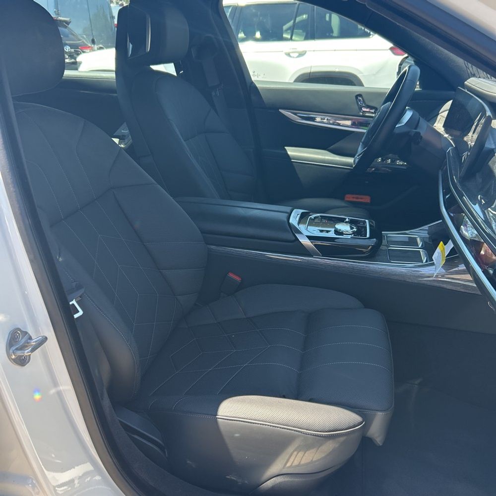 2024 BMW i7 xDrive60