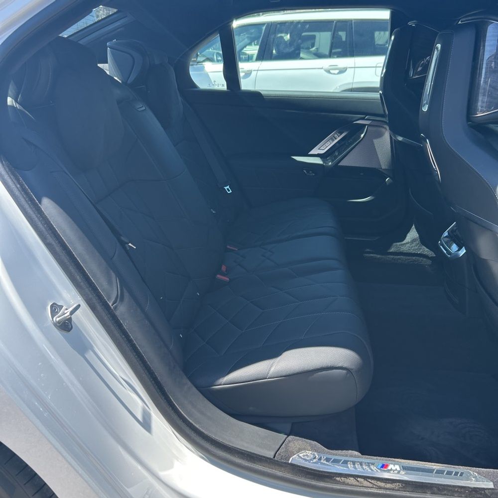 2024 BMW i7 xDrive60