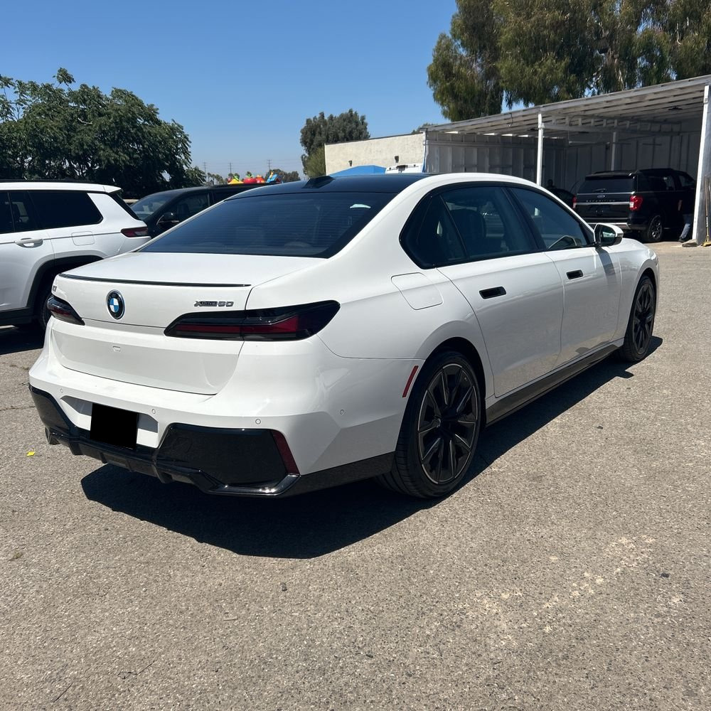 2024 BMW i7 xDrive60