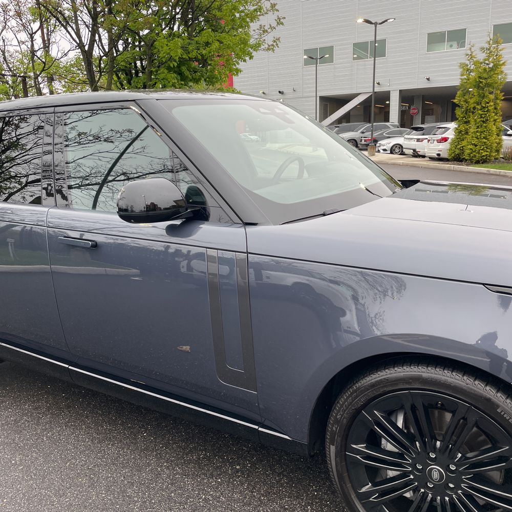 2025 Land Rover Range Rover P400 SE LWB