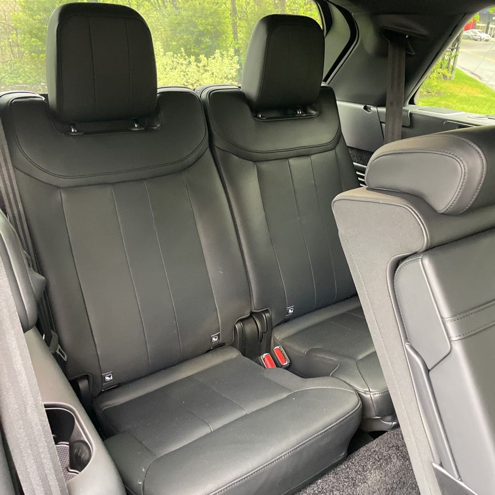 2025 Land Rover Range Rover P400 SE LWB
