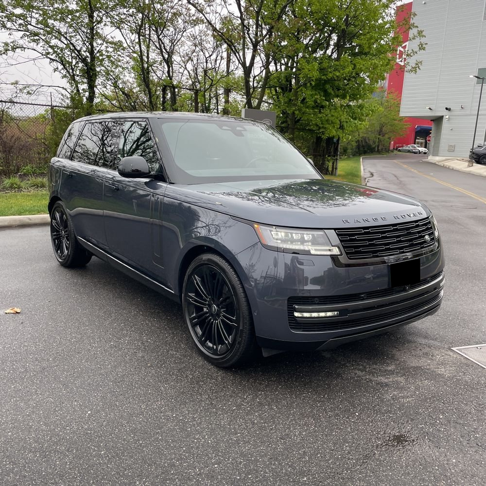 2025 Land Rover Range Rover P400 SE LWB