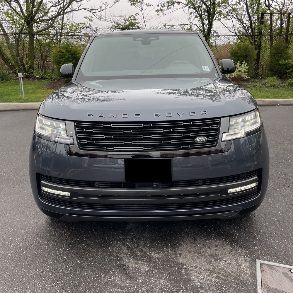 2025 Land Rover Range Rover P400 SE LWB