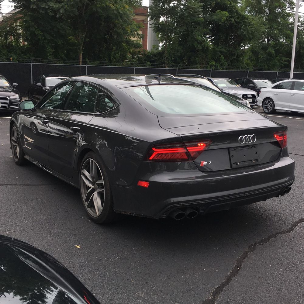 2016 Audi S7