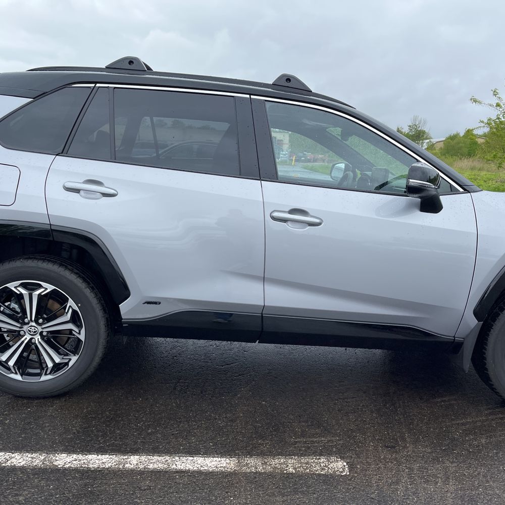 2025 Toyota RAV4 Plug-in Hybrid XSE