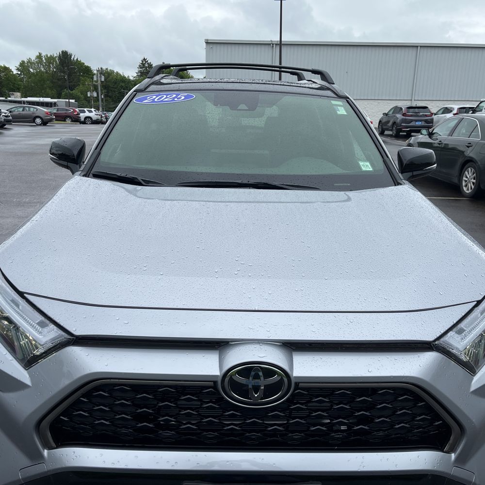 2025 Toyota RAV4 Plug-in Hybrid XSE