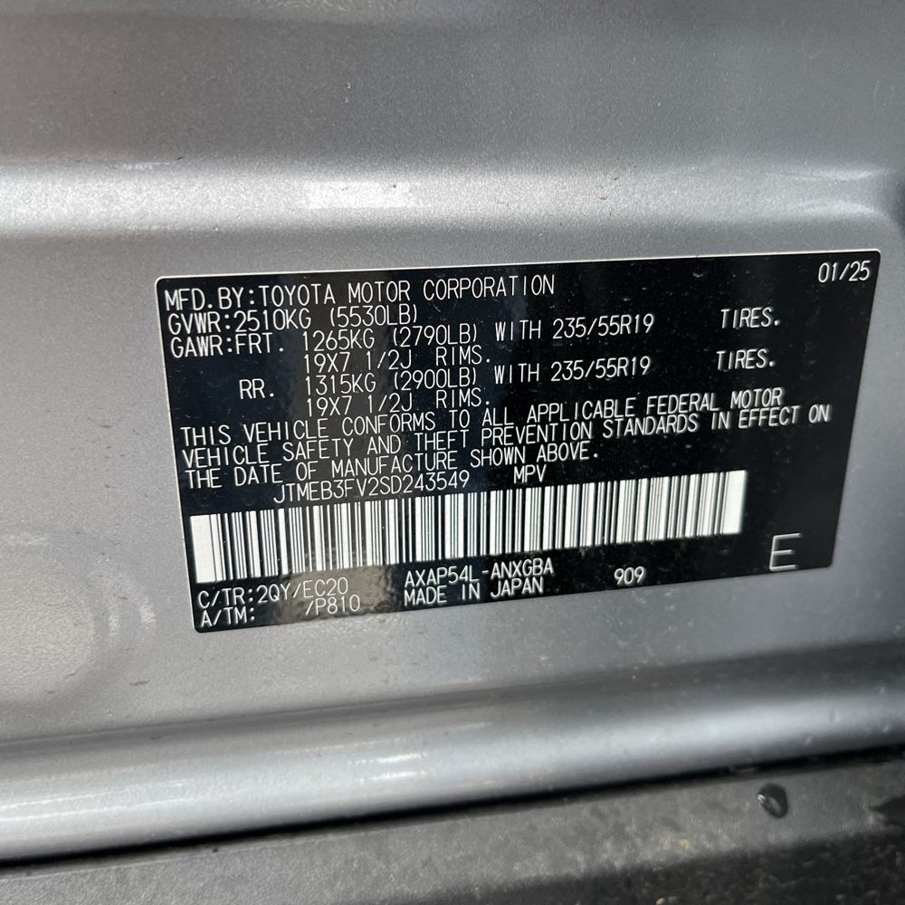 2025 Toyota RAV4 Plug-in Hybrid XSE